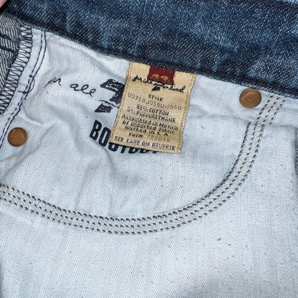 7 for All Mankind Bootcut Jeans - Picture 3 of 4